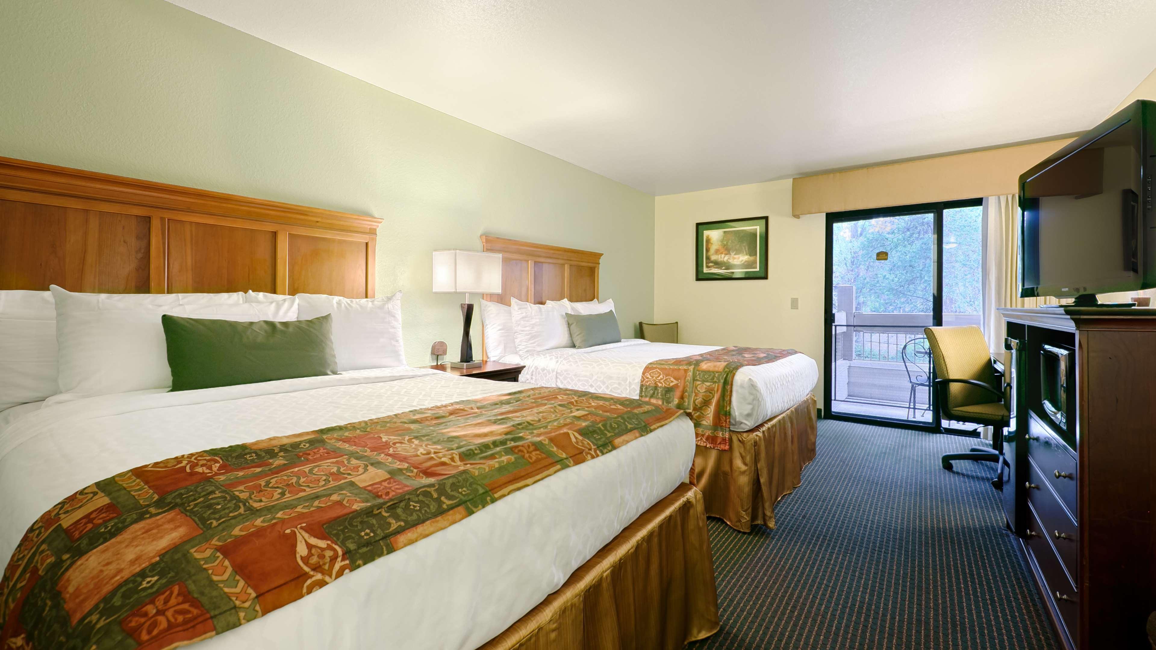 Best Western Plus Sonora Oaks Hotel And Conference Center Exterior photo