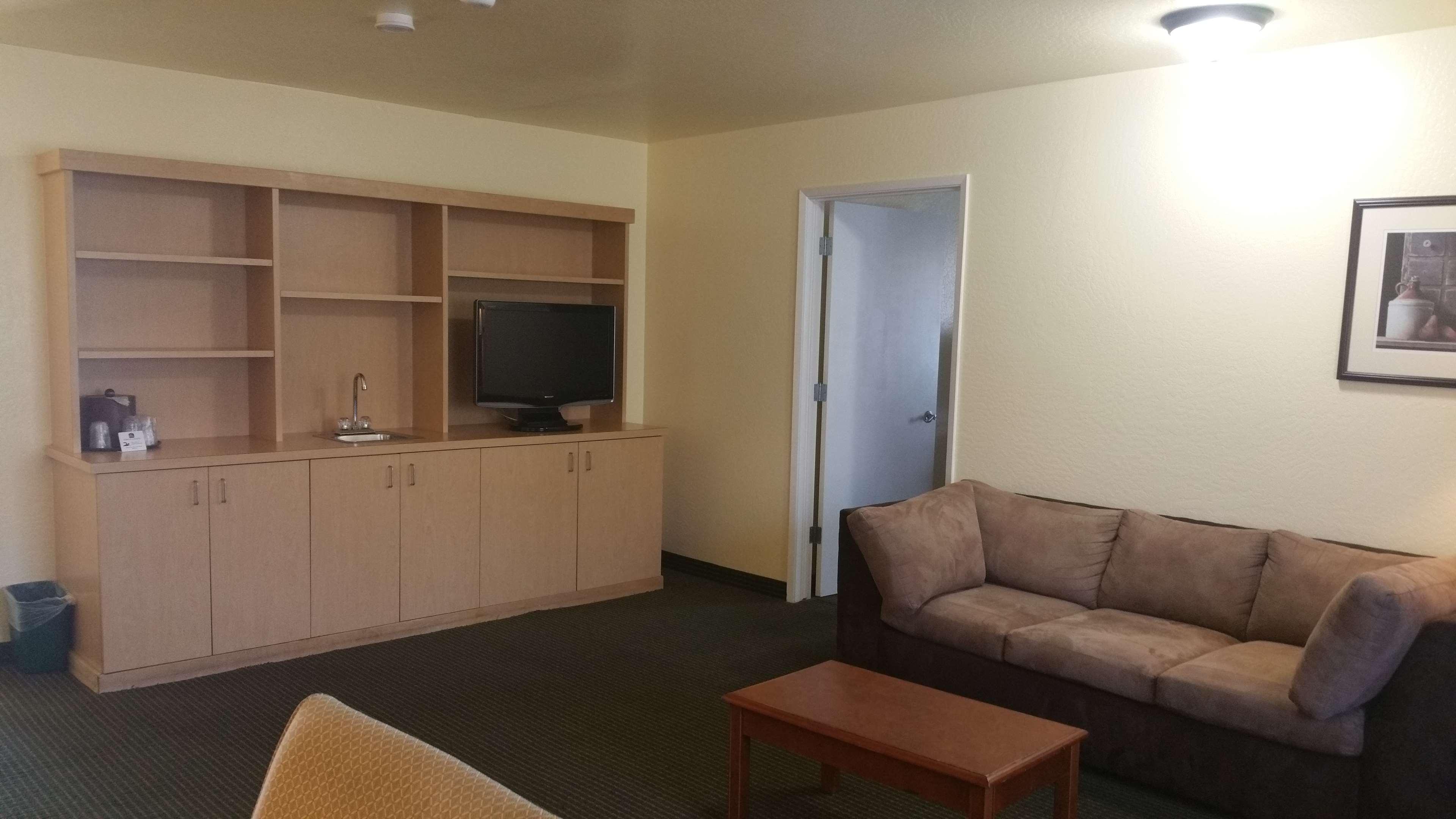 Best Western Plus Sonora Oaks Hotel And Conference Center Exterior photo