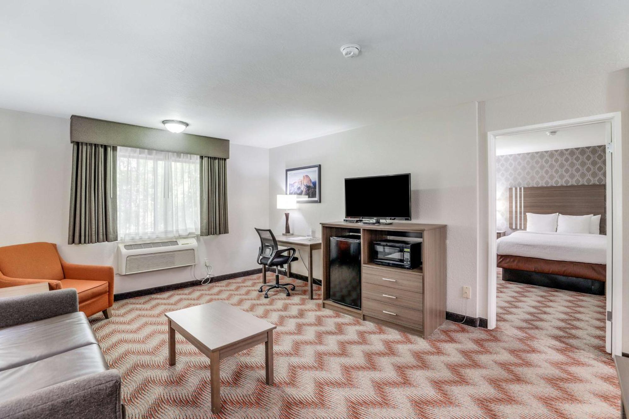 Best Western Plus Sonora Oaks Hotel And Conference Center Exterior photo