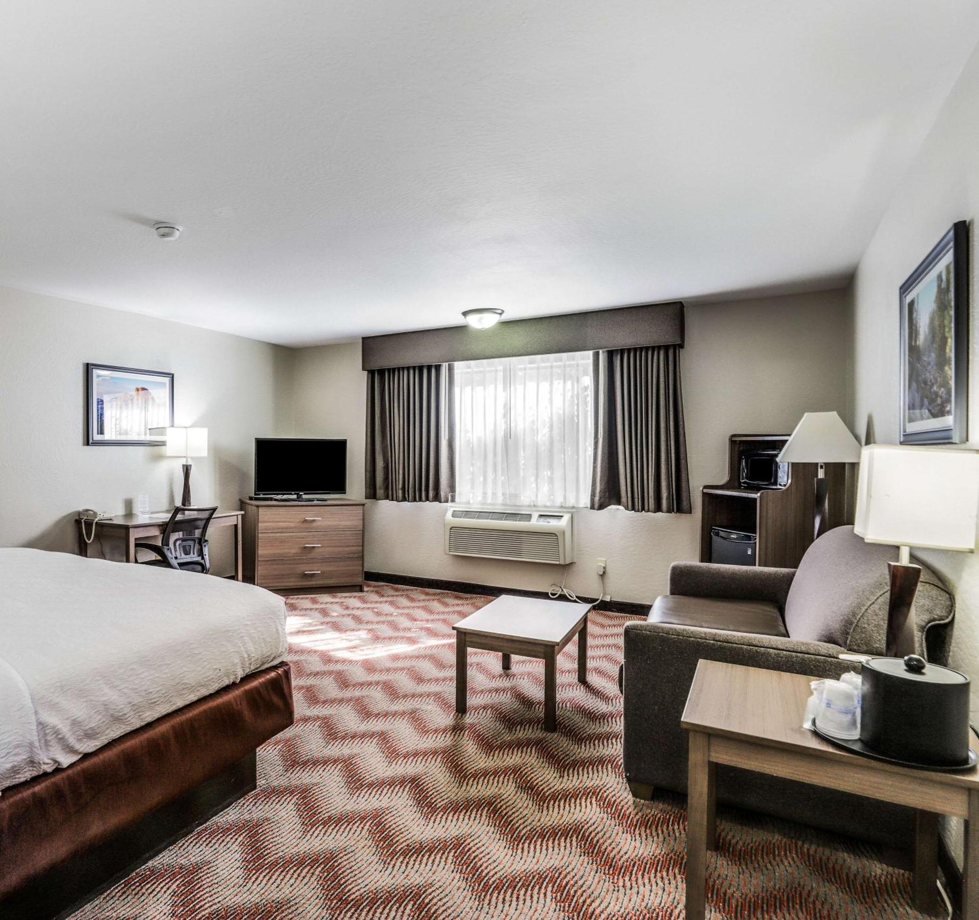 Best Western Plus Sonora Oaks Hotel And Conference Center Exterior photo