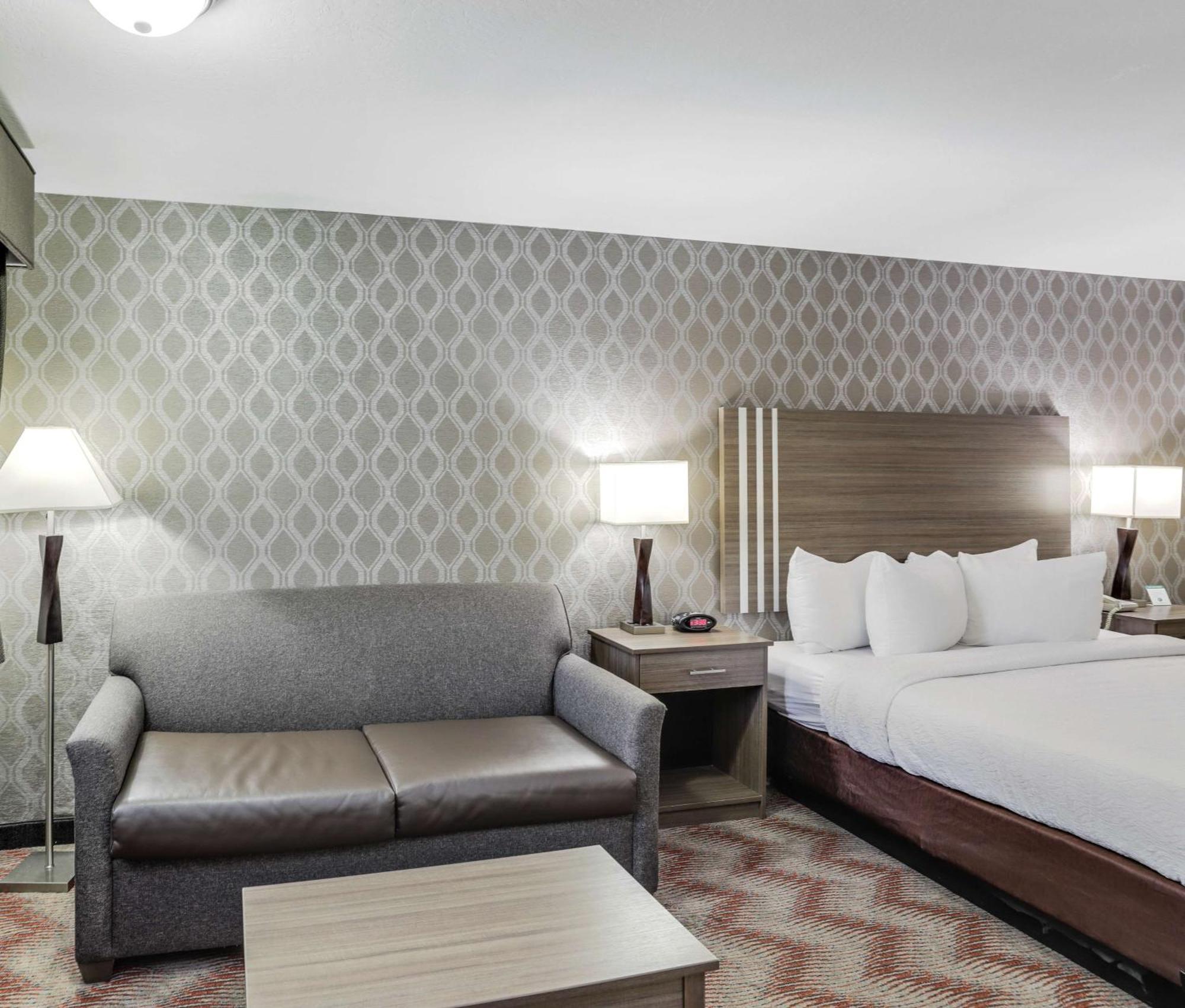 Best Western Plus Sonora Oaks Hotel And Conference Center Exterior photo